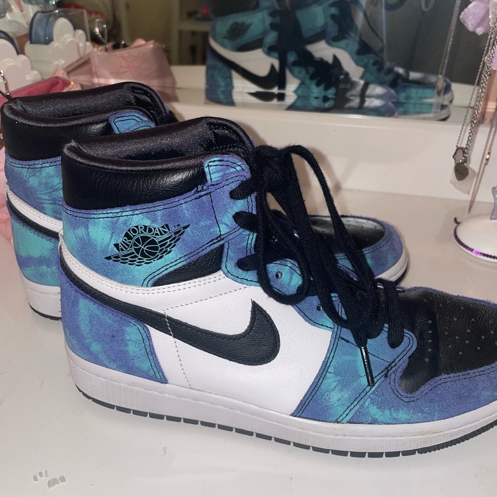 AUTHENTIC BLUE TIE DYE AIR JORDAN 1 HIGH - WORN CONDITION / WOMENS SIZE 9